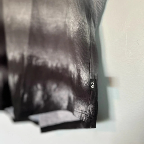 NWT Terez dip dye v neck top size XS oversized - Picture 2 of 6